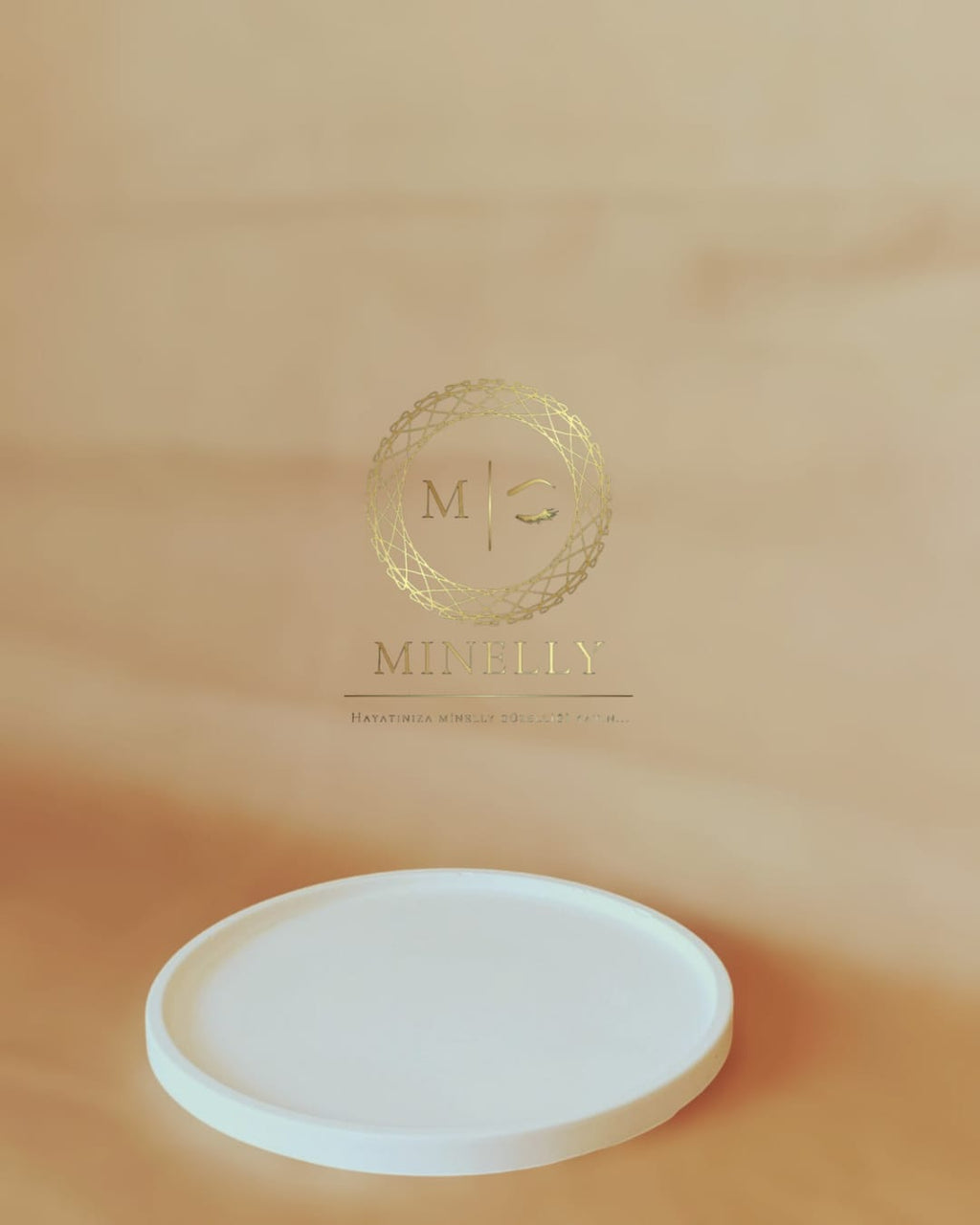 Minelly sade yuvarlak tepsi