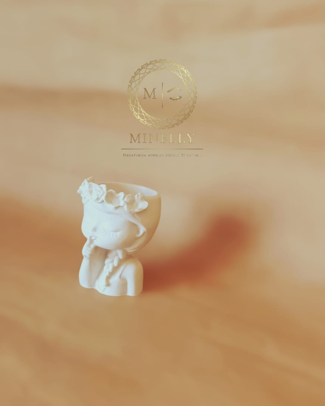 Minelly çiçekli kız saksı