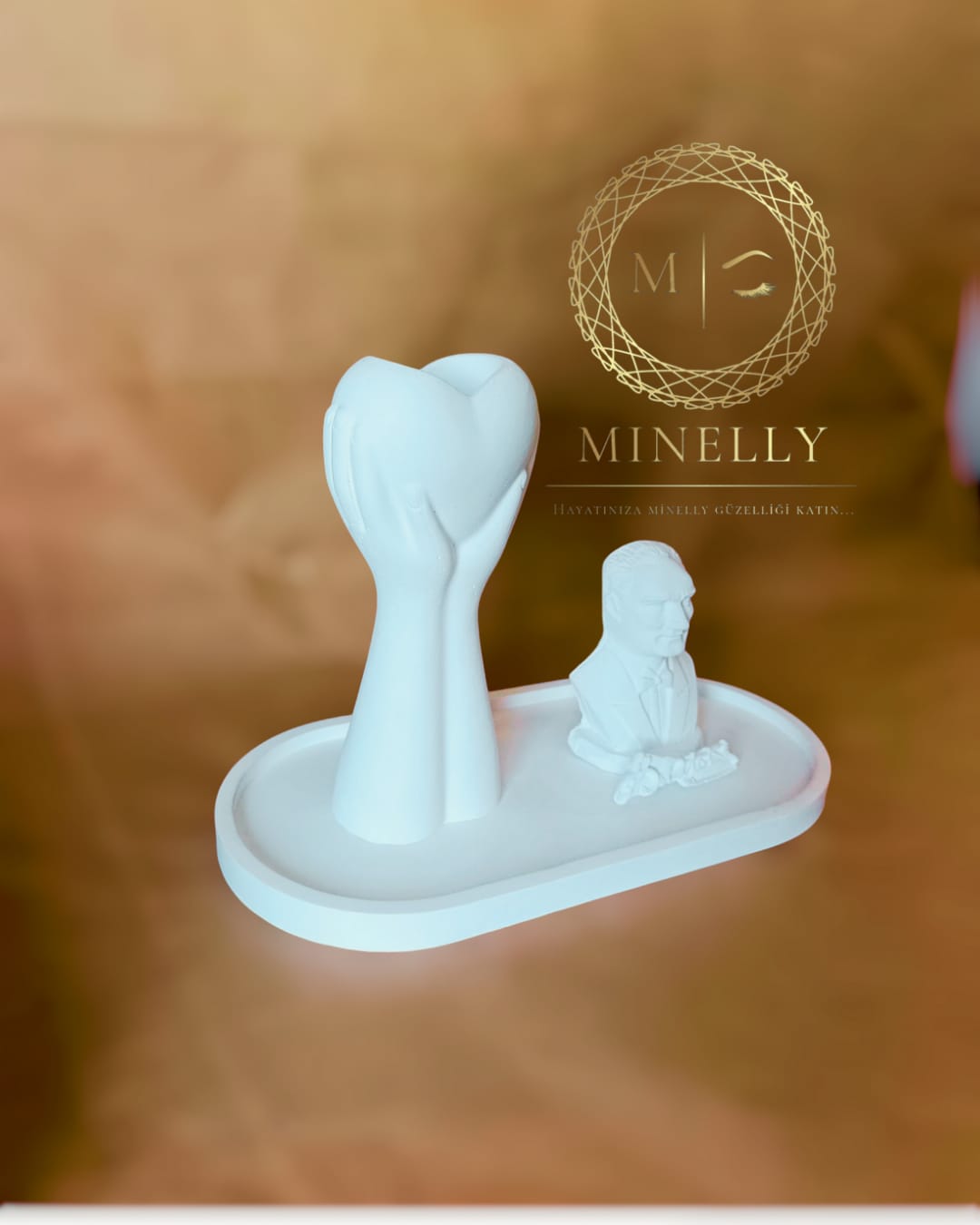 Minelly Kalpten Kalbe Dokunuş