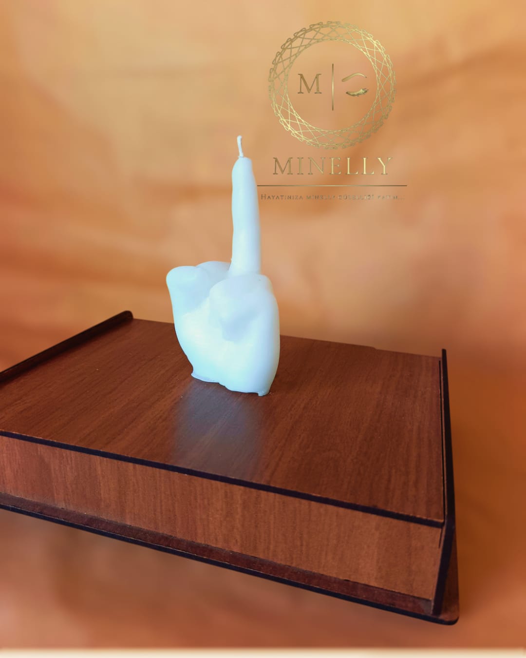 Minelly Bold Candle (Orta Parmak Mum)