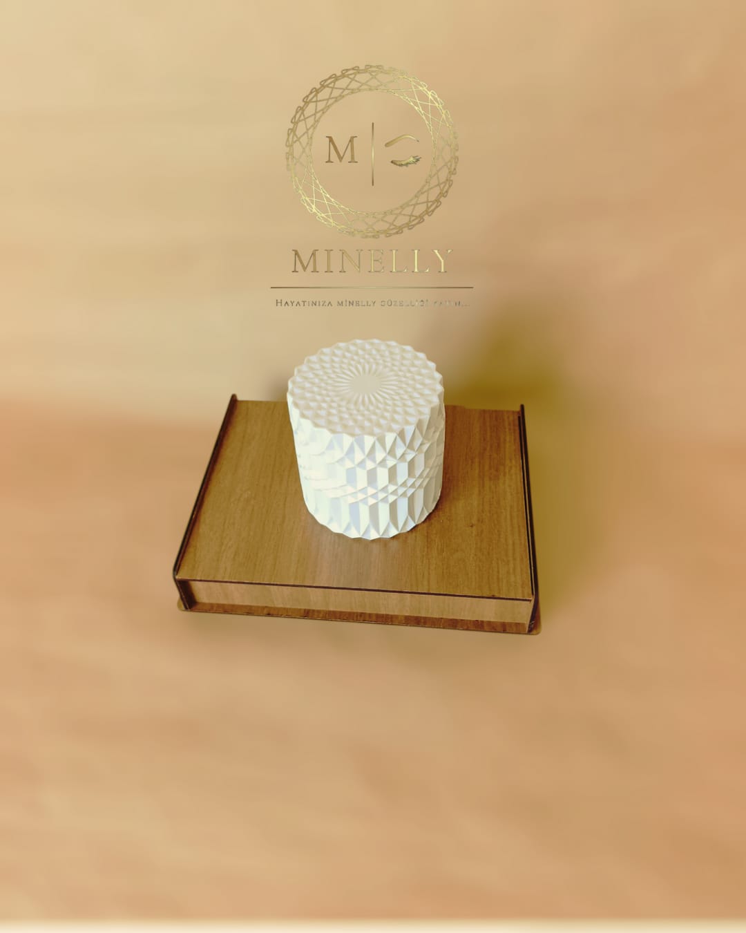 Minelly Prizma Box