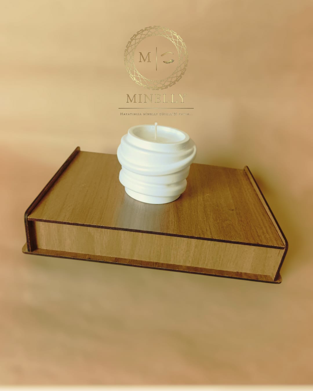 Minelly Ripple Candle